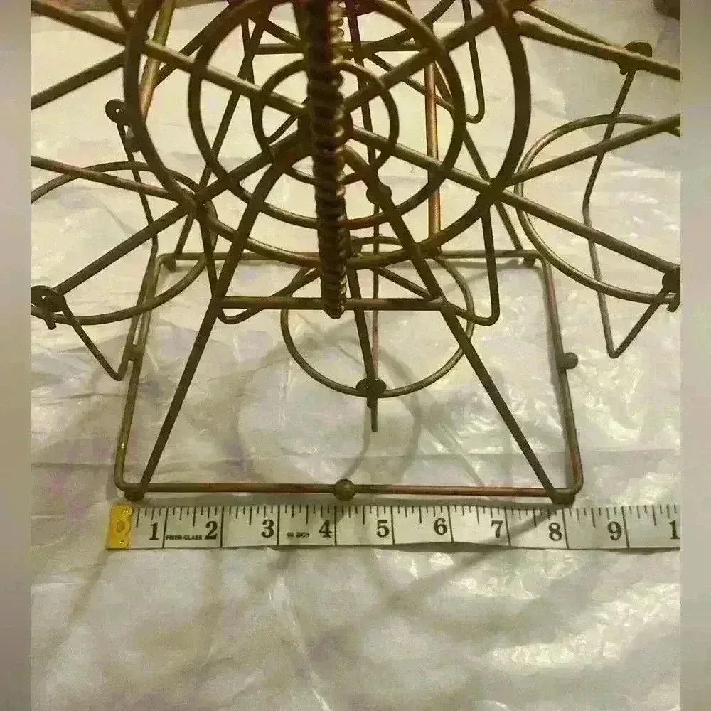 Metal Ferris‎ Wheel Display Cupcake Holder